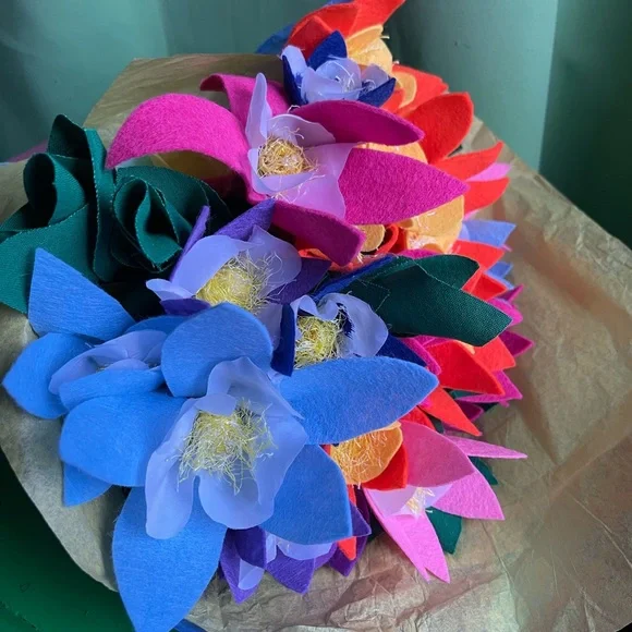 Mixed Color Columbine Artificial Flowers Wedding Bouquet 24 Lot Mixed Media